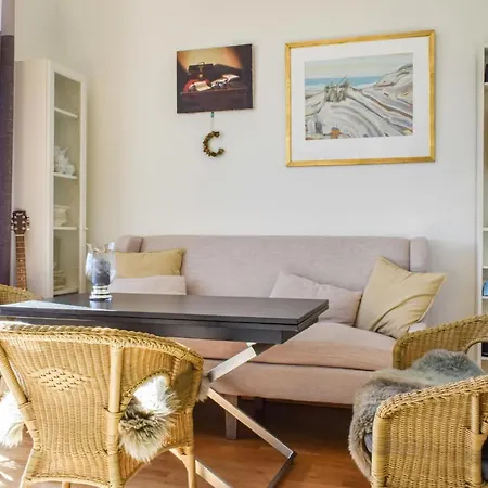 2 Bedroom Stunning In Apartamento *